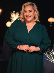 Actress Claudia Sandoval HD Photos and Wallpapers July 2025