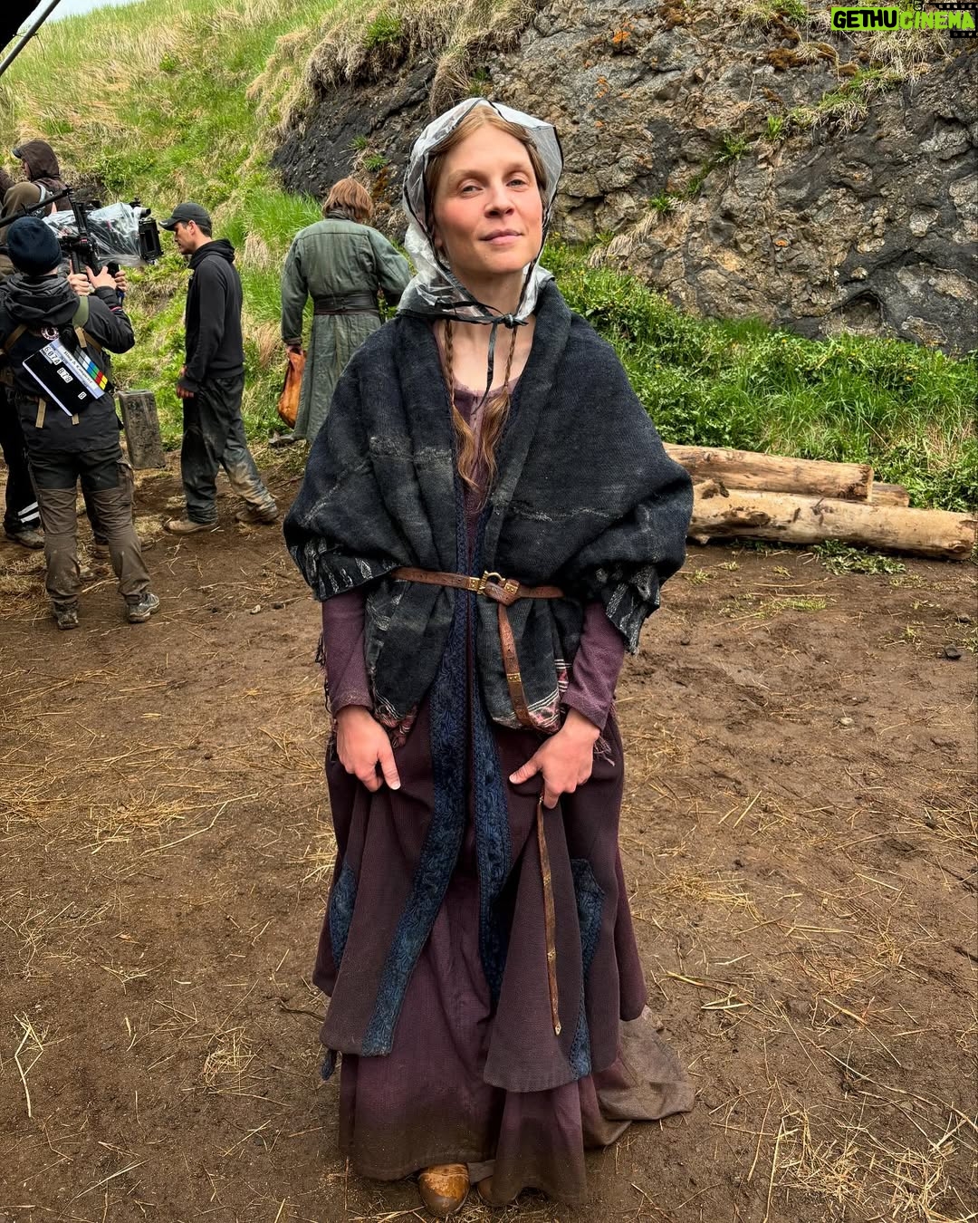 Clémence Poésy - 5.1K Likes - It’s out ! “King and Conqueror” is on @bbciplayer tonight! ⚔️👑🔥🔥🔥