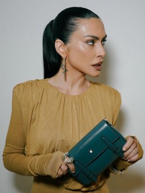 Cléo Pires Instagram - #MOTYBR2025 @gqbrasil
