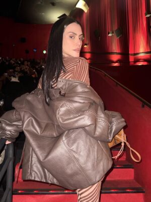 Cléo Pires Instagram - Moda   cinema 🖤 @misci__