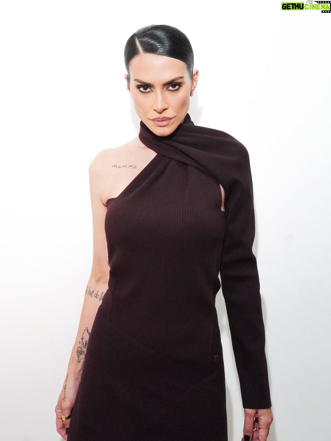Cléo Pires - 6.1K Likes - noite especial
@courreges x @nkstore