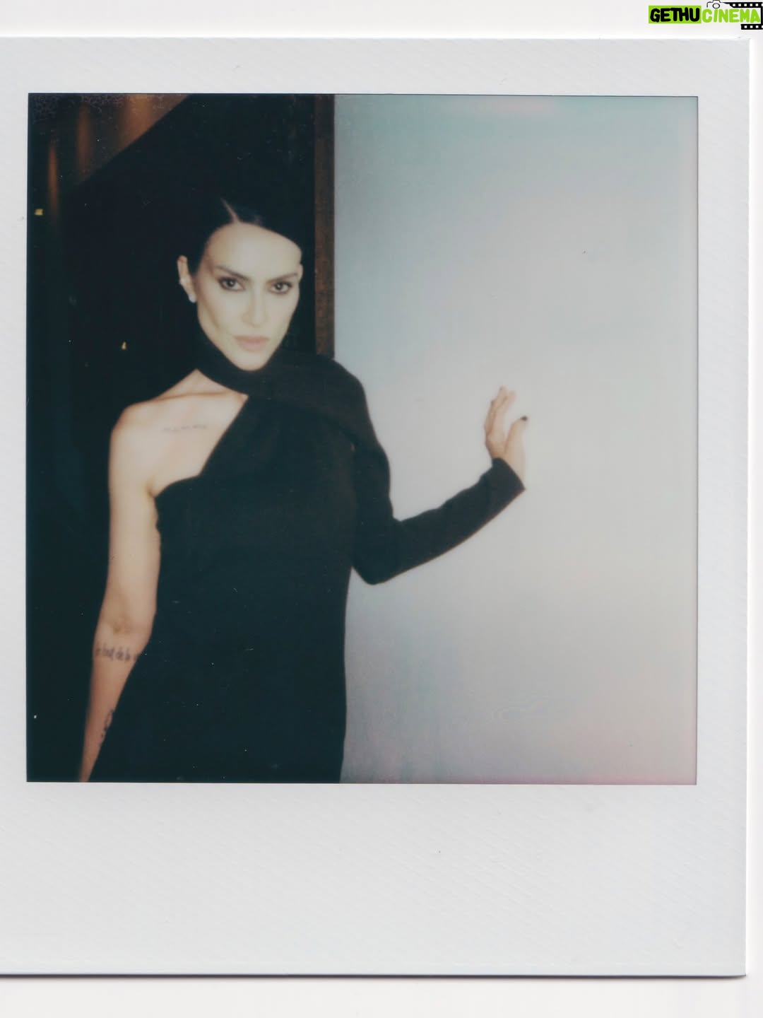 Cléo Pires - 6.1K Likes - noite especial
@courreges x @nkstore