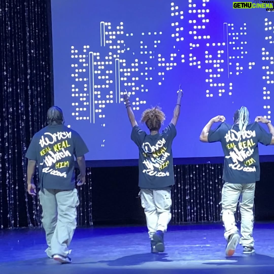 Comfort Fedoke - 5.3K Likes - It was such an honor to pay tribute to our brother Stephen “tWitch” Boss as he was inducted into the @dancehalloffame_official His mother @ladycalexa and his brother @d8rknight accepted his award with so much grace, and the way they set the tone for the night was truly powerful.

I felt Stephen’s spirit with us the entire time—heavy in my chest in the most grounding, comforting way. I’m grateful I got to share that stage with the fam @dance9cyrus and @dance10fikshun, and to be reunited with our whole SYTYCD family: producers, hair, makeup, choreographers, creators, judges, contestants, and All-Stars.

This tribute hit even deeper for our SYTYCD family… as we also carried the memories of Danny, Dave Scott, Josh Allen, and now Donyelle in our hearts. Their spirits were right there with us

It was overwhelming in the most beautiful way. The room was filled with legends, and to witness the very first acknowledgment of dance icons of this magnitude… long overdue. Thank you for having us and for honoring Stephen’s light in such a meaningful way.

T-shirts by @ivrealivhim 

#LLSLB #FOREVER