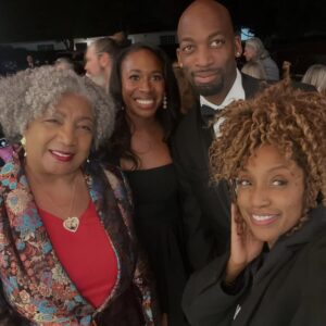 Comfort Fedoke Instagram - It was such an honor to pay tribute to our brother Stephen “tWitch” Boss as he was inducted into the @dancehalloffame_official His mother @ladycalexa and his brother @d8rknight accepted his award with so much grace, and the way they set the tone for the night was truly powerful.

I felt Stephen’s spirit with us the entire time—heavy in my chest in the most grounding, comforting way. I’m grateful I got to share that stage with the fam @dance9cyrus and @dance10fikshun, and to be reunited with our whole SYTYCD family: producers, hair, makeup, choreographers, creators, judges, contestants, and All-Stars.

This tribute hit even deeper for our SYTYCD family… as we also carried the memories of Danny, Dave Scott, Josh Allen, and now Donyelle in our hearts. Their spirits were right there with us

It was overwhelming in the most beautiful way. The room was filled with legends, and to witness the very first acknowledgment of dance icons of this magnitude… long overdue. Thank you for having us and for honoring Stephen’s light in such a meaningful way.

T-shirts by @ivrealivhim 

#LLSLB #FOREVER