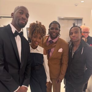 Comfort Fedoke Instagram - It was such an honor to pay tribute to our brother Stephen “tWitch” Boss as he was inducted into the @dancehalloffame_official His mother @ladycalexa and his brother @d8rknight accepted his award with so much grace, and the way they set the tone for the night was truly powerful.

I felt Stephen’s spirit with us the entire time—heavy in my chest in the most grounding, comforting way. I’m grateful I got to share that stage with the fam @dance9cyrus and @dance10fikshun, and to be reunited with our whole SYTYCD family: producers, hair, makeup, choreographers, creators, judges, contestants, and All-Stars.

This tribute hit even deeper for our SYTYCD family… as we also carried the memories of Danny, Dave Scott, Josh Allen, and now Donyelle in our hearts. Their spirits were right there with us

It was overwhelming in the most beautiful way. The room was filled with legends, and to witness the very first acknowledgment of dance icons of this magnitude… long overdue. Thank you for having us and for honoring Stephen’s light in such a meaningful way.

T-shirts by @ivrealivhim 

#LLSLB #FOREVER