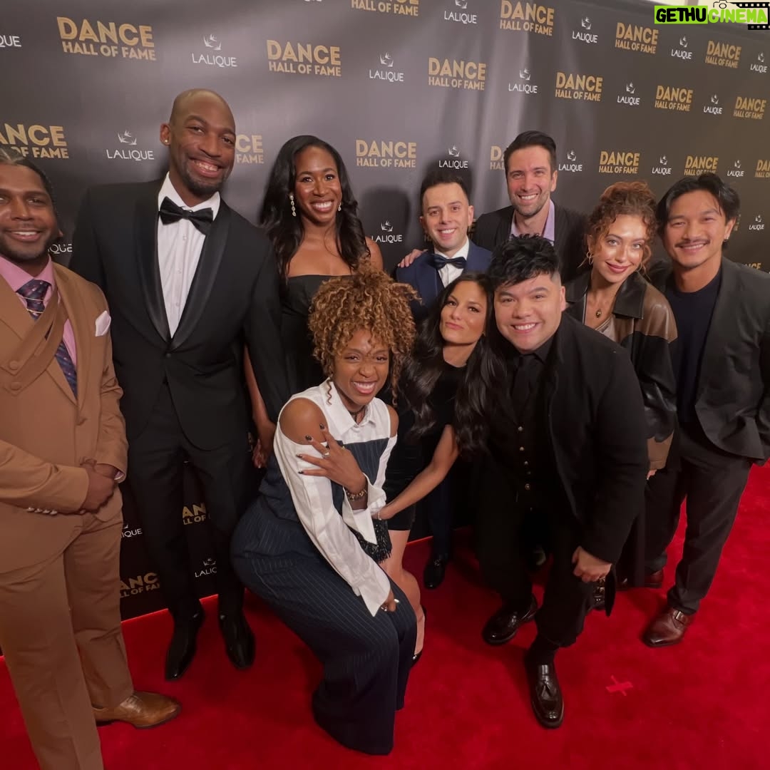 Comfort Fedoke - 5.3K Likes - It was such an honor to pay tribute to our brother Stephen “tWitch” Boss as he was inducted into the @dancehalloffame_official His mother @ladycalexa and his brother @d8rknight accepted his award with so much grace, and the way they set the tone for the night was truly powerful.

I felt Stephen’s spirit with us the entire time—heavy in my chest in the most grounding, comforting way. I’m grateful I got to share that stage with the fam @dance9cyrus and @dance10fikshun, and to be reunited with our whole SYTYCD family: producers, hair, makeup, choreographers, creators, judges, contestants, and All-Stars.

This tribute hit even deeper for our SYTYCD family… as we also carried the memories of Danny, Dave Scott, Josh Allen, and now Donyelle in our hearts. Their spirits were right there with us

It was overwhelming in the most beautiful way. The room was filled with legends, and to witness the very first acknowledgment of dance icons of this magnitude… long overdue. Thank you for having us and for honoring Stephen’s light in such a meaningful way.

T-shirts by @ivrealivhim 

#LLSLB #FOREVER