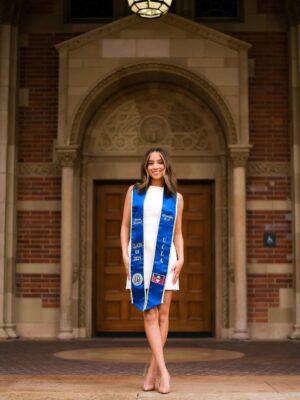 Corinne Massiah Instagram - Long story short, I survived!!!

I graduated from the #1 public university in the nation🌟

Once a Bruin, always a Bruin💙🐻💛 #4supforever