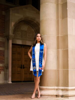 Corinne Massiah Instagram - Long story short, I survived!!!

I graduated from the #1 public university in the nation🌟

Once a Bruin, always a Bruin💙🐻💛 #4supforever