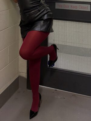 Crazy gamete Instagram - Details 💕
Stockings - @thetightspot 
Top and bottom - @zara 
Heels - @shoparnoconti Discount - Divya15 
.
.
.
.
.
.
.
.
.
.
#explore #feed #outfit #instadaily #loveit #collab #ad