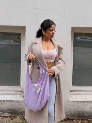 Crazy gamete Instagram - Details : 
Bag - @tenera.official 💕
Coat - @zara 
Top and bottom - @victoriassecret 
Shoes - @newbalance 
Jewellery - @sylestialjewel 💝
.
.
.
.
.
.
.
.
#explorer #instadaily #outfit #outfitinspo #ootd #foryou #collab