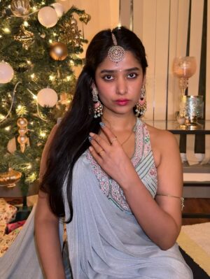 Crazy gamete Instagram - Shine brighter with @shesaidyes_official 💕
.
.
.
.
.
.
.
.
#outfitinspo #saree #fashionblogger #jewellery
