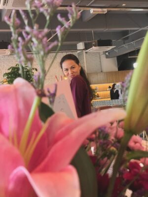 Cristina Suzanne Instagram - Kita dapat bunga harini wak 🌸
Kenangan abadi ikat tepi.