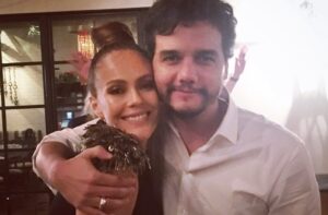 Cristina Umaña Instagram - Ufff pasó de todo en el 2016 … ha sido lindo recordarlo. ⚡️