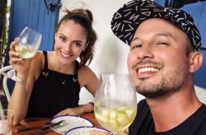 Cristina Umaña Instagram - Ufff pasó de todo en el 2016 … ha sido lindo recordarlo. ⚡️