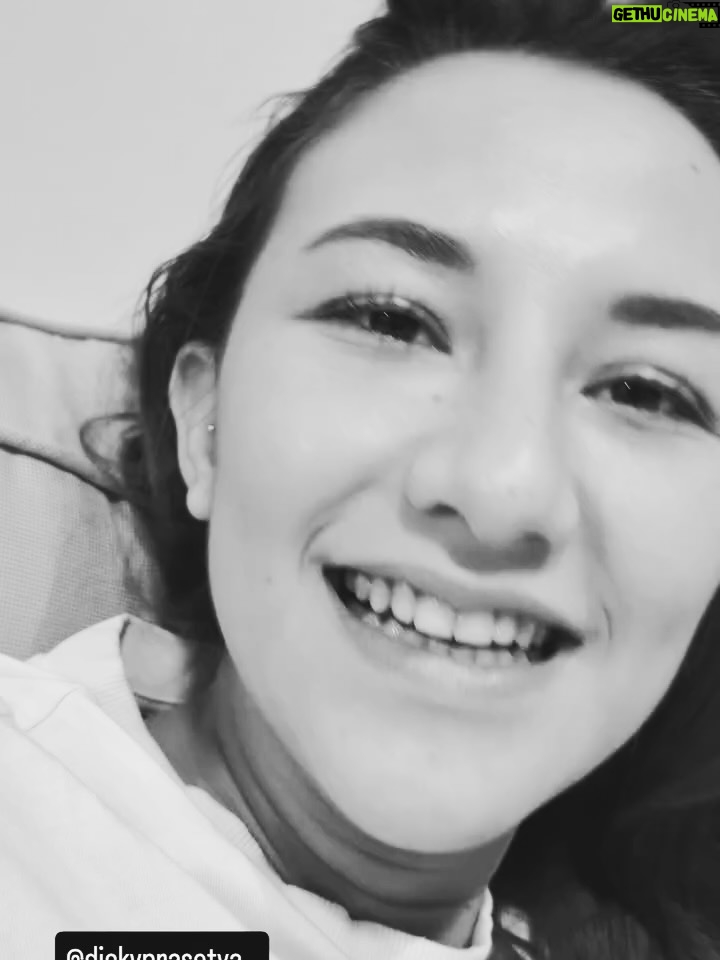 Dahlia Poland - 74K Likes - BAKALAN KANGEN BANGETT!! Bentar lagi maneh pulang bali :((( stitch aku manaaaaaa :(