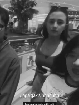 Dahlia Poland Instagram - BAKALAN KANGEN BANGETT!! Bentar lagi maneh pulang bali :((( stitch aku manaaaaaa :(