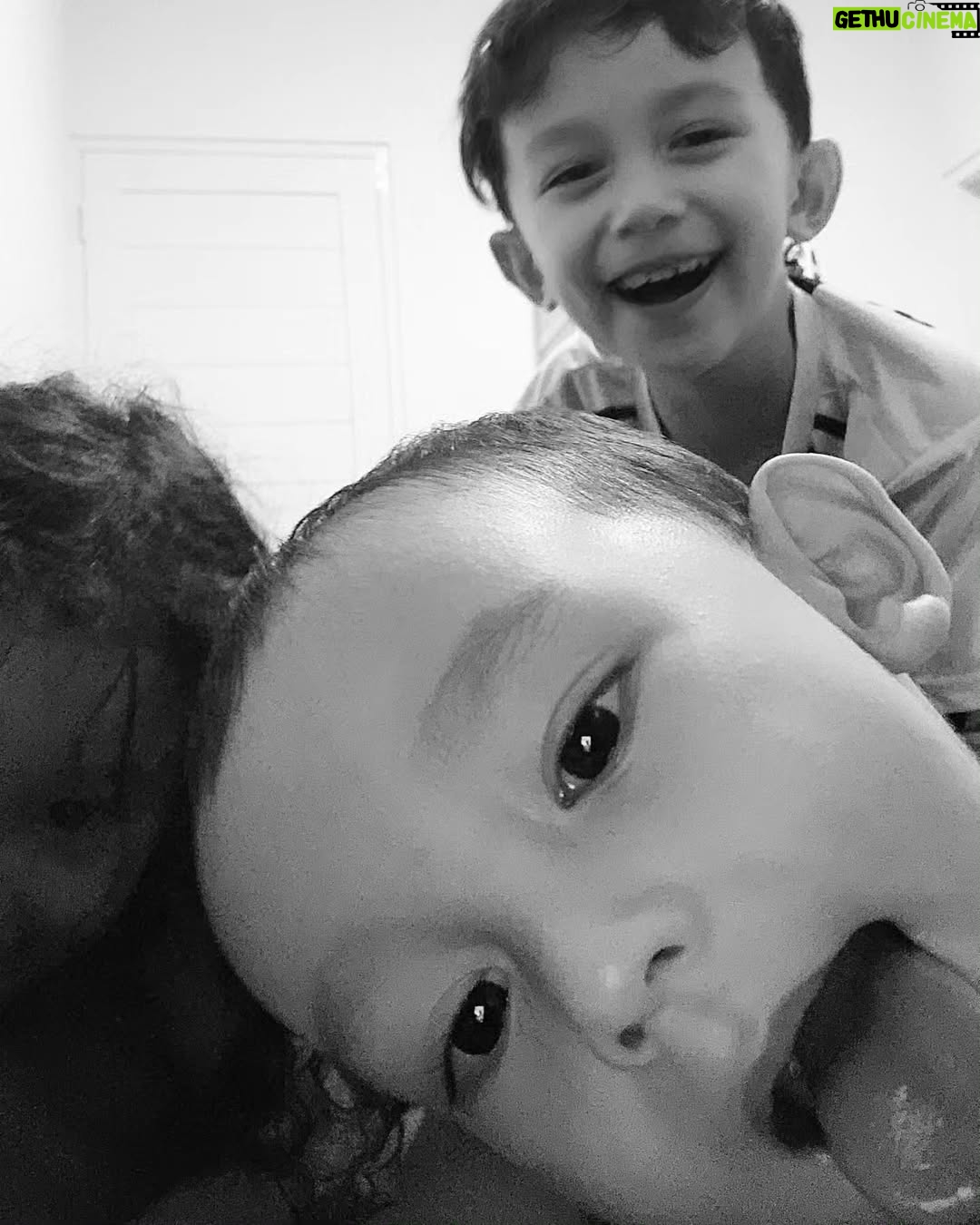 Dahlia Poland - 1.1 Million Likes - I'll work my a*s off for the sake of you nak anaaaakk💙💙 tetep jadi anak2 paling happy yaaa. I'll do anything for you💙