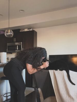 Dalia Hernández Instagram - Imagine hating on me and I’m at home like this fr.