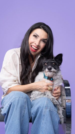 Dalilah Polanco Instagram - Hoy, @polancodalilah nos prestó su voz para contar la historia de Dante en @historiassinraza
Un perrito lleno de alegrĆa, esperanza y una fuerza inmensa para luchar por su vida. š¾š
Dante tiene tres orejitas⦠sĆ, tres.
Su cuerpito es el reflejo de todo lo que ha vivido, pero tambiƩn de todo lo que ha superado.
Hoy, despuĆ©s de tanto dolor, ese mismo corazón estĆ” listo para amar y ser amado en un verdadero hogar. š”āØ
Si deseas adoptarlo y cambiarle la vida para siempre, comunĆcate al:
š 5561918819 para requisitos de adopción @amorsinraza
Gracias, @polancodalilah , por regalarnos tu voz para que Dante fuera escuchado. šš
Y gracias a todos los que ayudan compartiendo este proyecto.
Porque aĆŗn quedan miles de historias por contar.
Miles de perritos esperando una oportunidad.
ĀæNos ayudas?
Comparte, comenta y etiqueta a quien te gustarĆa que nos preste su voz la próxima vez. šļøš¶
Juntos, hacemos que su historia se escuche mĆ”s lejos. āØ
Y por favor sigue a @historiassinraza estoy segura hay un perrito que va a cautivarte con su historia y quiĆ©n sabe , pueda ser parte de tu familiašCOMPARTIR TAMBIĆN SALVA VIDAS