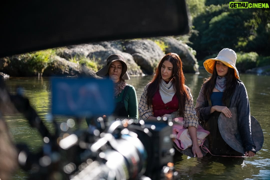 Dalisa Alegría - 33.6K Likes - Aún en rodaje, agradecida por la oportunidad de darle vida a un personaje tan complejo y fascinante como #Valeria, bajo la dirección de Félix Germán. #alzados #dalisaalegria #dominicanactress #cinedominicano 
📸credit: @fernandogermannc
