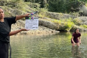 Dalisa Alegría Instagram - Aún en rodaje, agradecida por la oportunidad de darle vida a un personaje tan complejo y fascinante como #Valeria, bajo la dirección de Félix Germán. #alzados #dalisaalegria #dominicanactress #cinedominicano
📸credit: @fernandogermannc