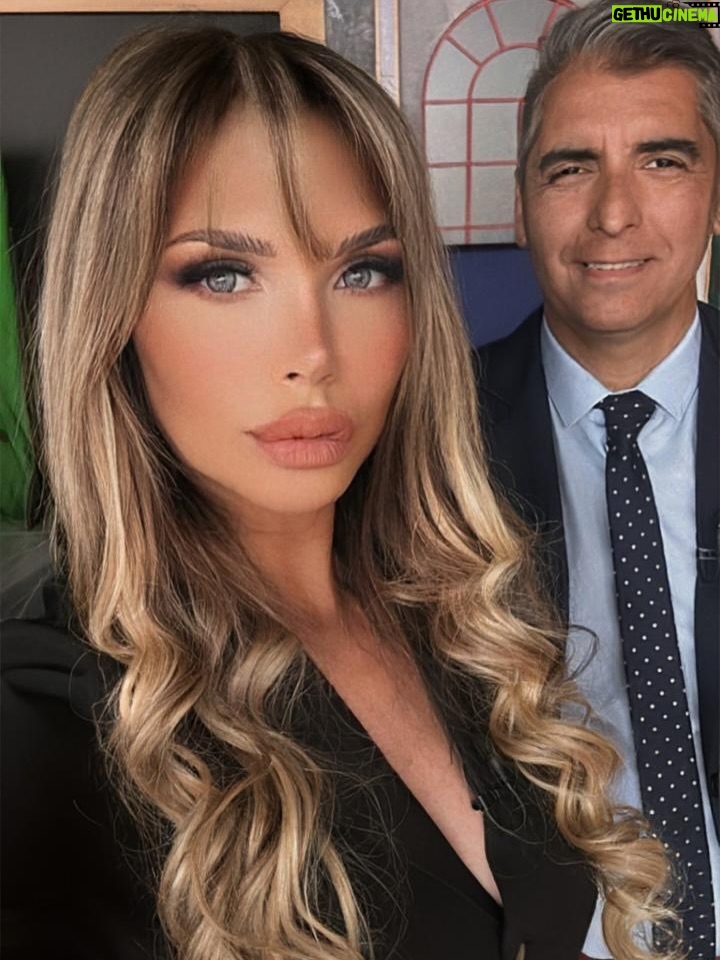 Daniela Mori - 3 Likes - En el programa #lasmañanasconandinoentvp con @linda.araico @guillermoandinok @gzaffora y mi abogado @gabrielsalgadoabogado por  @tvpublicaargentina Gracias @angeles_avila30