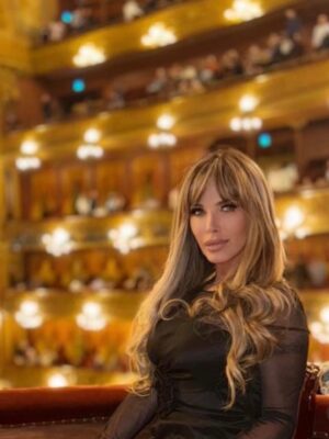 Daniela Mori Instagram - Hermosa noche de gala en @teatrocolon Ópera Salomé !!!