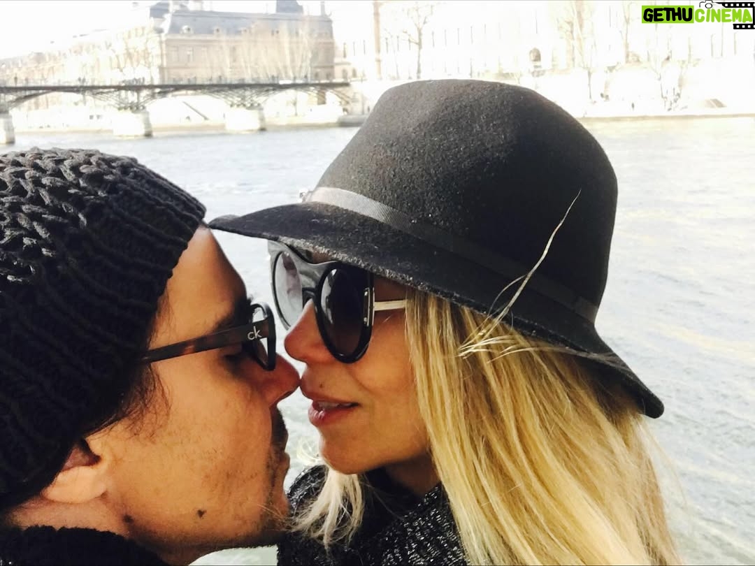 Danielle Winits - 3.4K Likes - Porque a vida do teu lado é sempre uma festa chamada amor a cada novo amanhecer, eu quero mais 50 de tudo isso que vc desde o primeiro dia faz acontecer…. 
Amo Te 
♥️🎂🍭🛡️🫵🫦🎈🎉🎁♾️

@andregoncalvesoficial1 🪩