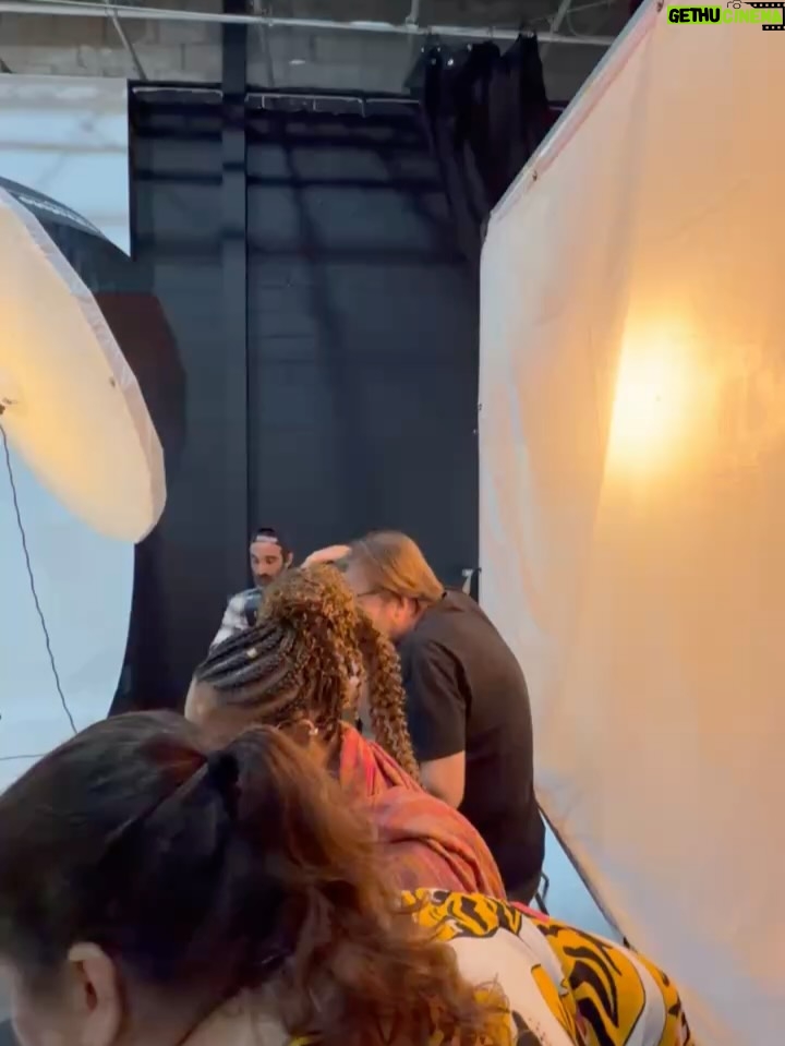 Danielle Winits - 10.1K Likes - Bastidores cinematográficos🎞️ Ansiosos por mais uma farofa? 🎬 

@paulocursino 
@robertosantucci 
@globofilmes 
@camisalistradafilmes