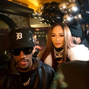 Daniielle Alexis Instagram - BADDDDDDIES🤘🏾 Big CEO captured by ME📸🩷✈️ happy bday @realmissnatalienunn & congratulations to the Boss @lemuelplummer & @scotlyndryan 🤰🩷.. to my queen @tesehki ILY bb !! That’s a Wrap.. for now 📸😝
#baddies #baddiesusa #zeusnetwork #zeus