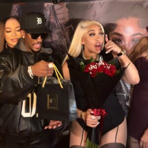 Daniielle Alexis Instagram - BADDDDDDIES🤘🏾 Big CEO captured by ME📸🩷✈️ happy bday @realmissnatalienunn & congratulations to the Boss @lemuelplummer & @scotlyndryan 🤰🩷.. to my queen @tesehki ILY bb !! That’s a Wrap.. for now 📸😝
#baddies #baddiesusa #zeusnetwork #zeus