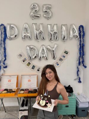 Dannia Salsabilla Instagram - Hello 25 🩵