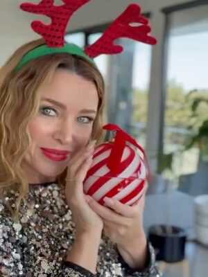 Dannii Minogue Instagram - XMAS 🪩 🤶🏻