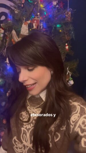 Danny Perea Instagram - Feliz Navidad a todas, a todos y a *todes 🫶🏻❣️
#feliznavidad🎄❤️ #amor #paz
*A los que les moleste que “hable mal” quiero decirles que prefiero “hablar mal” pero decir bien.