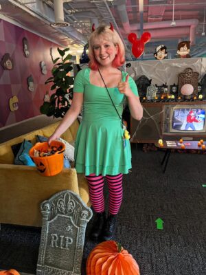 Daron Nefcy Instagram - So excited to see some #starvstheforcesofevil Halloween love at Disney TVA last night!🦄 🎃