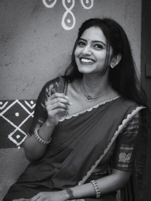Darshini Gowda Instagram - 🩶