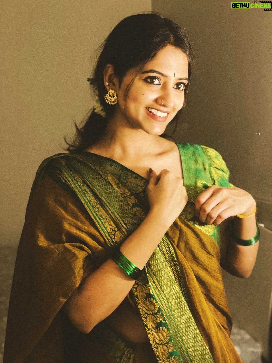Darshini Gowda - 20K Likes - 🍁