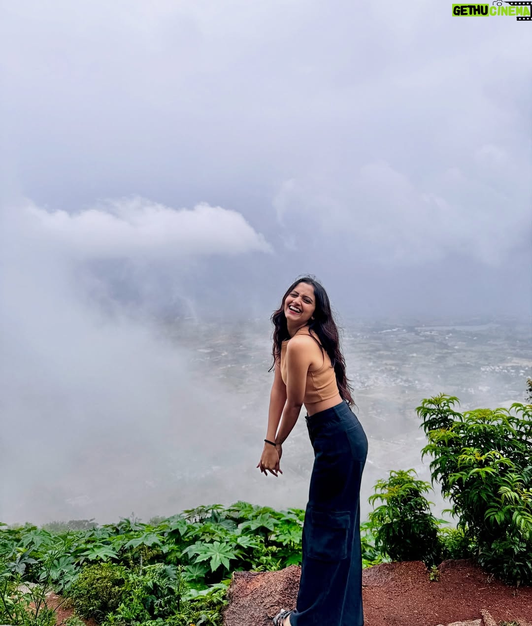 Darshini Gowda - 12.3K Likes - ❄️