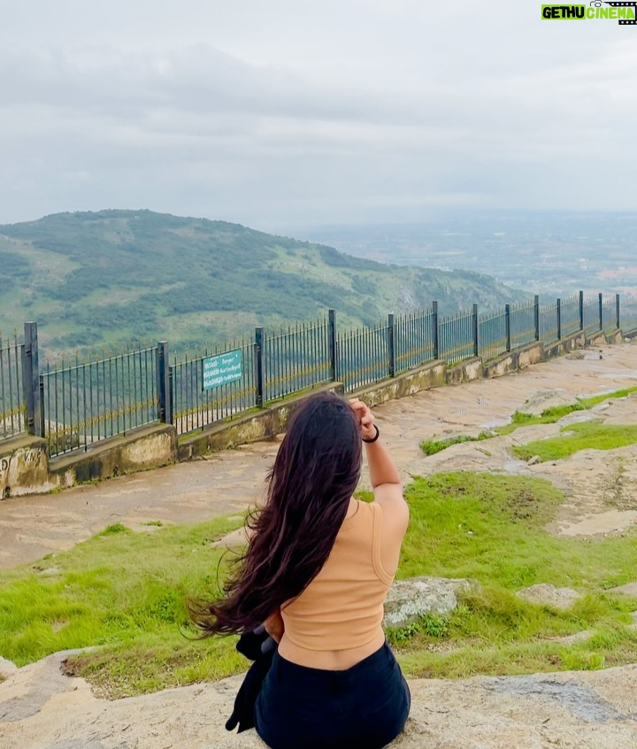 Darshini Gowda - 12.3K Likes - ❄️