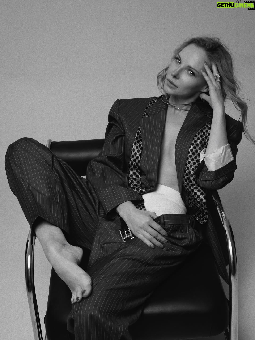 Dasha Tregubova - 9.7K Likes - Просто крейзі пʼятниця🖤

Creative Concept @lepskaya_6669_ 
Photography @amour_photostudio 
Styling @elenastashenko 
Hair & Beauty @sandler.ua 
Fashion @kmily_brand 
Jewelry @mirabelle_jewelry_
