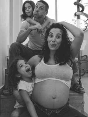 Dawn Lanny-Gabay Instagram - כולם מחכים לסופה, אני מחכה למשהו אחר🫢🤭

📸 @dani.e_photography