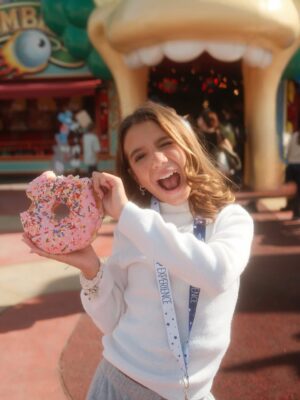 Deborah Secco Instagram - No meu lugar favorito de Orlando!!!
Universal!!!
@universaldestinationsbrasil

Fotos @vinnyincapture