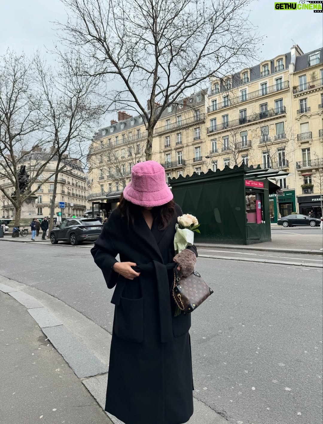 Deeksha Khurana - 19.3K Likes - Just a winter outfit dump ❄️🤍