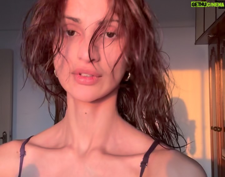Deeksha Singh - 13.4K Likes - Something’s fishy 🐠