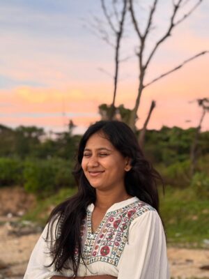 Deepika Gowda Instagram - ಅರಿತವರು ಯಾರಿಲ್ಲಿ ನಿನ್ನ ಅಂತರಂಗವ
ನಿನಗಷ್ಟೆ ಗೊತ್ತು ನಿನ್ನ ಅಂತರಾಳದ ಕಲರವ…
Pc- @_.rashu__
#beach
#mangaluru
#kannadasong
#deepika