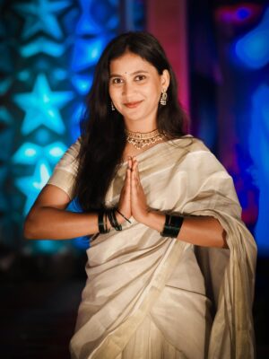 Deepika Gowda Instagram - 1-1-2🧿26 happy new year ❤️
Jewellery- @saaya_studio.in
Outfit- @saaya_studio.in
#newyear
#kannada
#instamood
