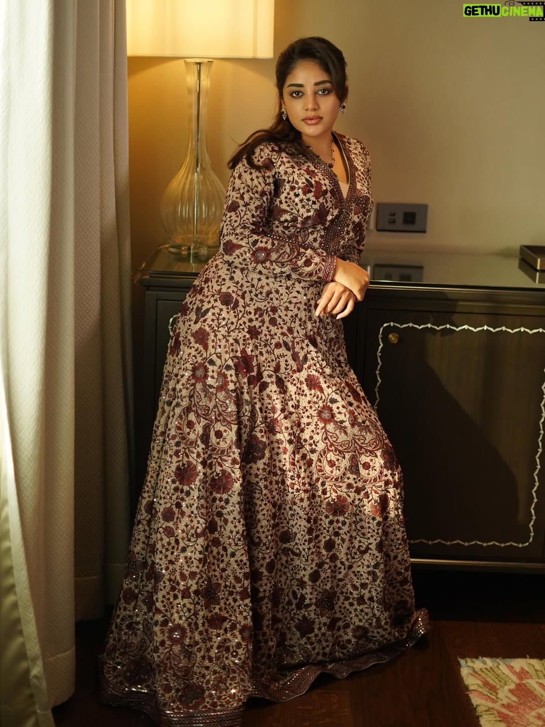 Deepshikha U - 46K Likes - Softness is strength —Just ask a rose! 🌹 
Attire: @kashishindia 
Jewellery: @tyaanijewellery 
Photography: @harishvobbilisetty