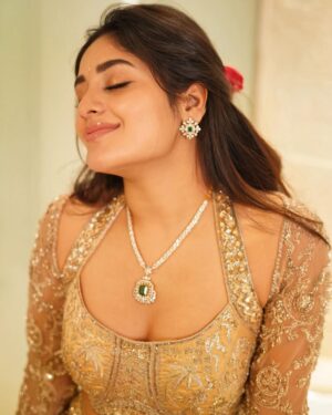 Deepshikha U Instagram - Welcoming the New Year with gratitude in my heart and grace in my steps, May this year unfold with purpose, growth, and moments that truly matter. 🌸 
Wishing everyone love, light, and strength, Happy New Year 2026 🎉🎊✨