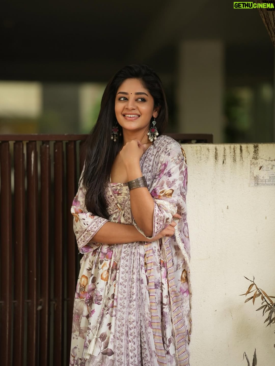 Deepshikha U - 17K Likes - ❤️❤️✨

@portraitsbylokesh