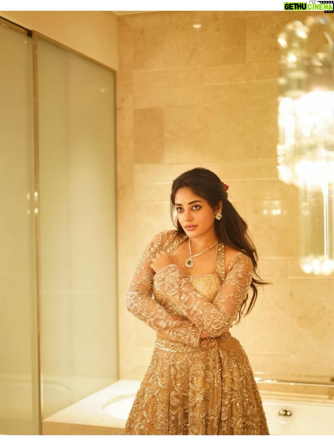 Deepshikha U - 30.5K Likes - Regal, wrapped in gold! ✨✨✨

Jewellery: @tyaanijewellery 
Attire: @gowrisignatures 
Photography: @harishvobbilisetty 
Hair: @dreamlook_by_swapnareddy